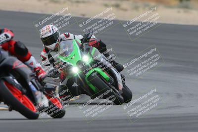 media/Jan-14-2023-SoCal Trackdays (Sat) [[497694156f]]/Turn 10 (1050am)/